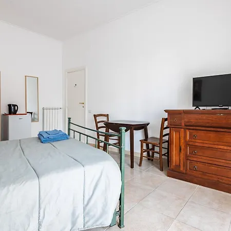 Guest house Roomors Of Naples